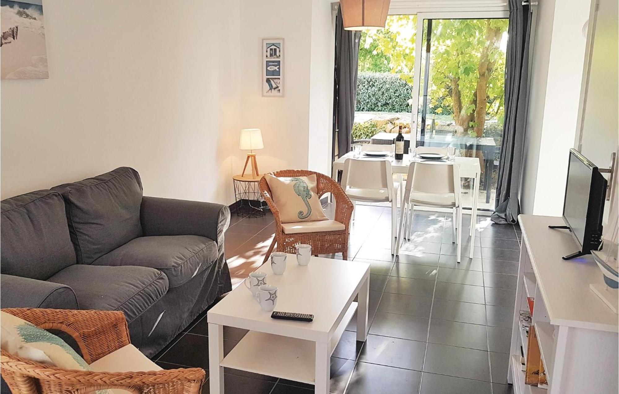 Beautiful Home In Erdeven With Kitchenette Luaran gambar